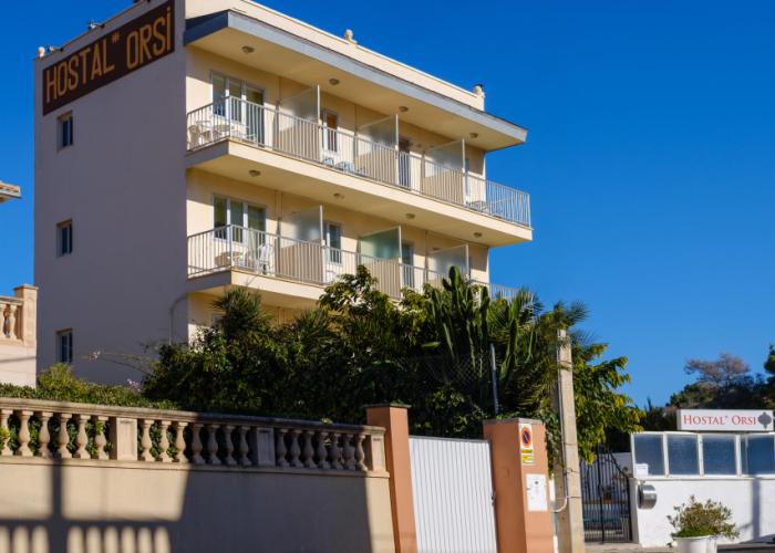 Orsi Hostel
