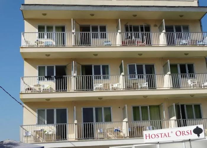 Orsi Hostel