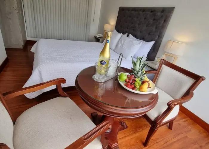 Sanchez hotel Spa by Chat Noir