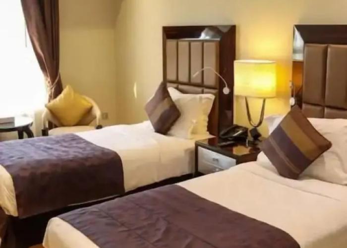 Premium Strato Hotel