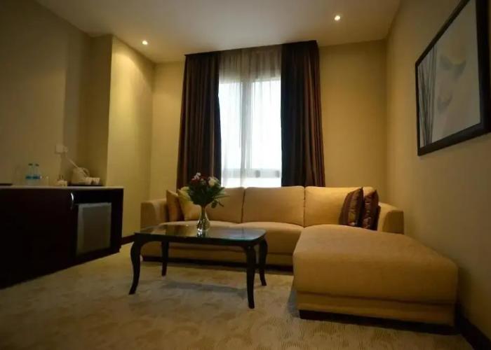 Premium Strato Hotel