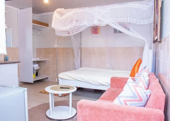Room-sappire Suits- Cozy Room With Own F