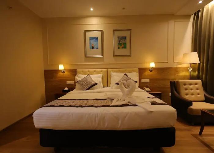Hotel Aashray Inn