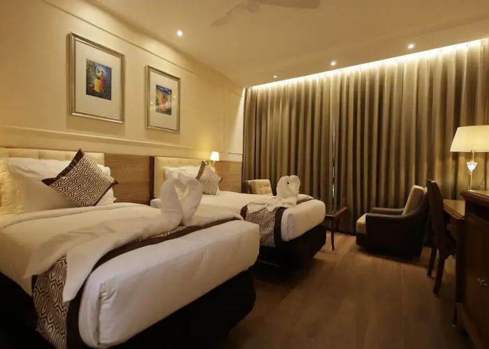 Hotel Aashray Inn