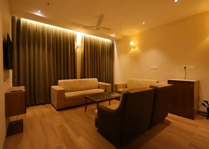 Hotel Aashray Inn