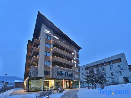 Shanyugu Snowy Mountain Resort (Jilin Vanke Songhua Lake Ski Resort)