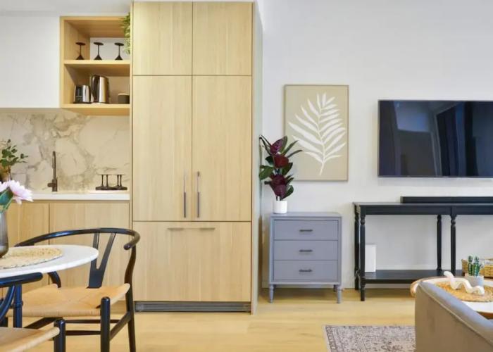 Kozyguru | Moonee Ponds | Modern 1 Bed Apt Parking