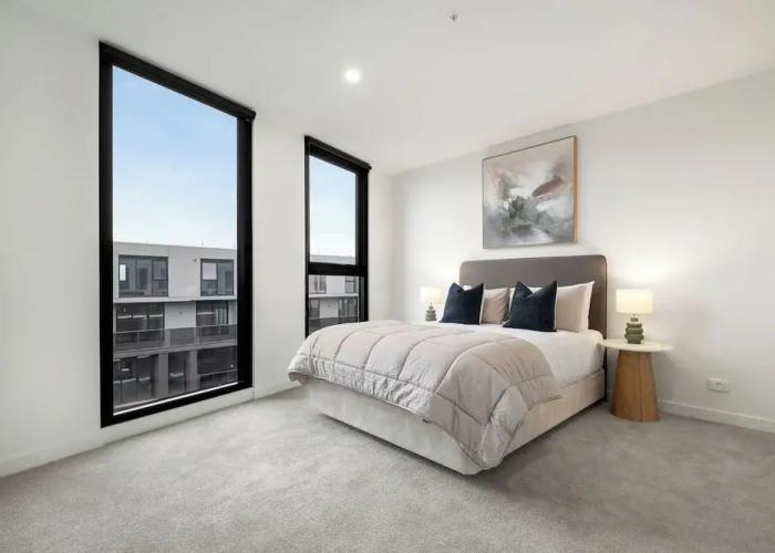 Hobson Apartments by Urban Rest