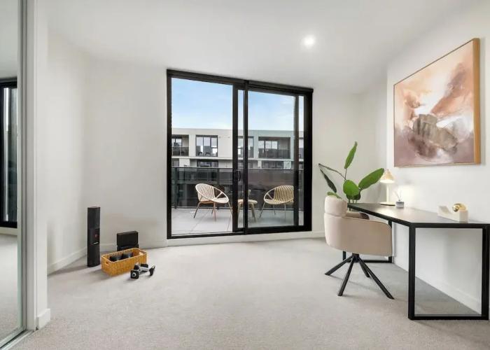 Hobson Apartments by Urban Rest