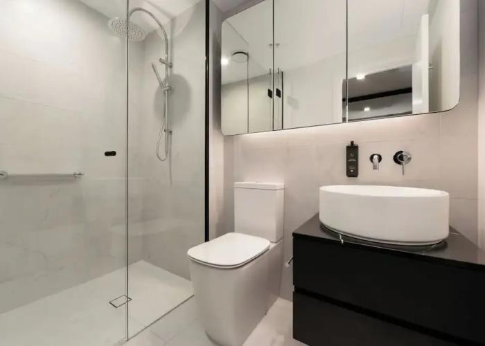 City Road Apartment by Urban Rest