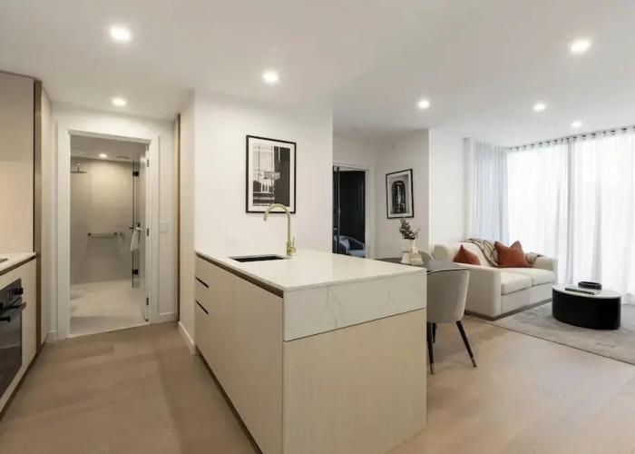City Road Apartment by Urban Rest