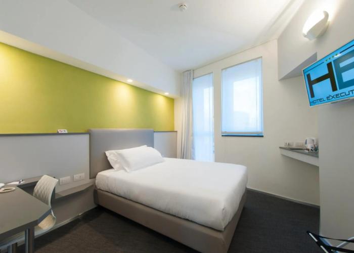 Hotel Executive Inn