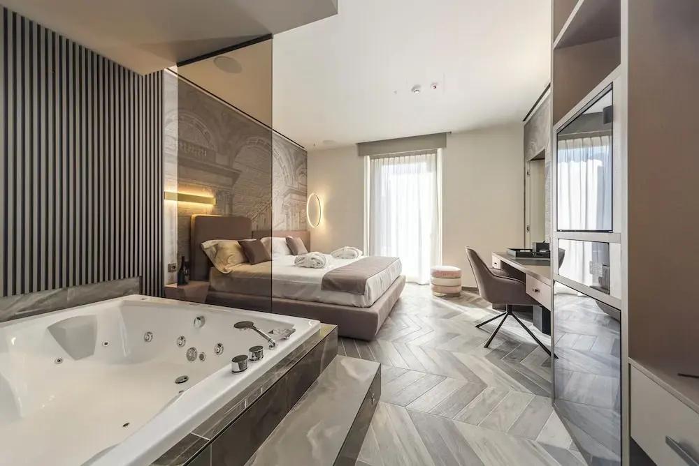 фото Tritone Luxury Suites Piazza del Popolo