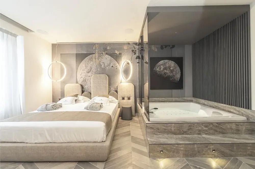 фото Tritone Luxury Suites Piazza del Popolo