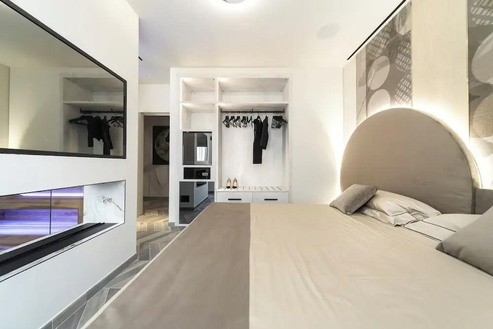 фото Tritone Luxury Suites Piazza del Popolo