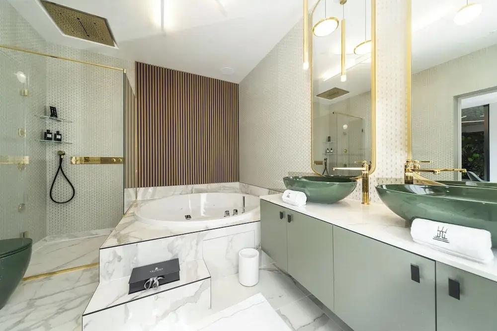фото Tritone Luxury Suites Piazza del Popolo
