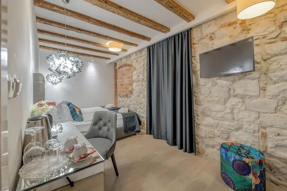 фото The Code Luxury Rooms