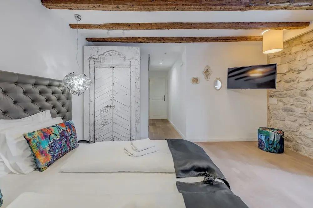 фото The Code Luxury Rooms