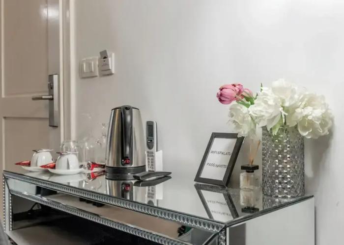 The Code Luxury Rooms