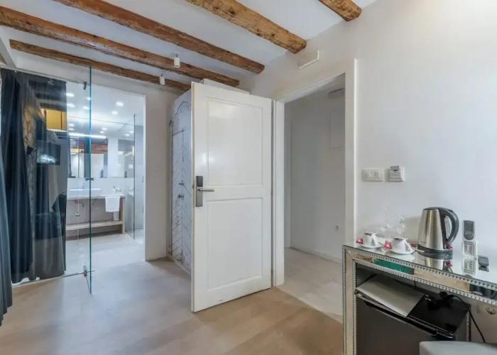 The Code Luxury Rooms