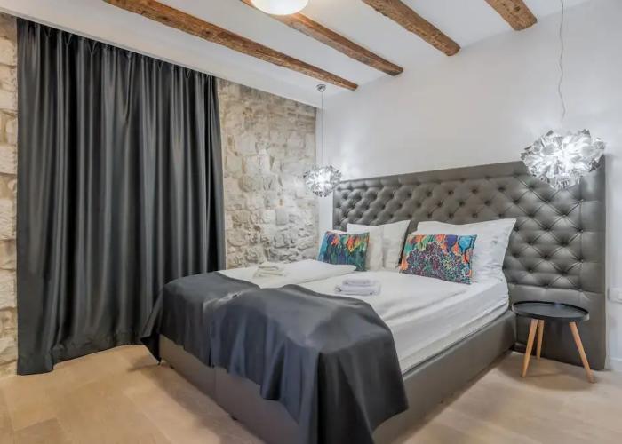 The Code Luxury Rooms