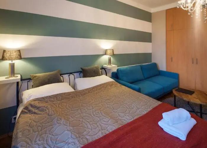 Dlouha Apartments
