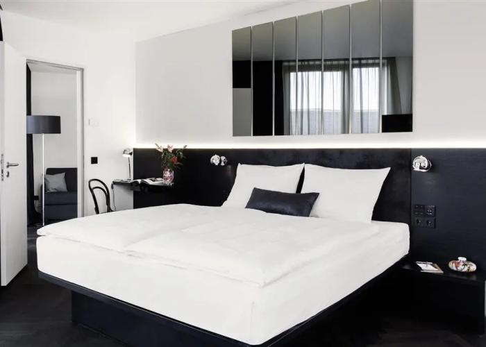 Hotel AMANO Grand Central