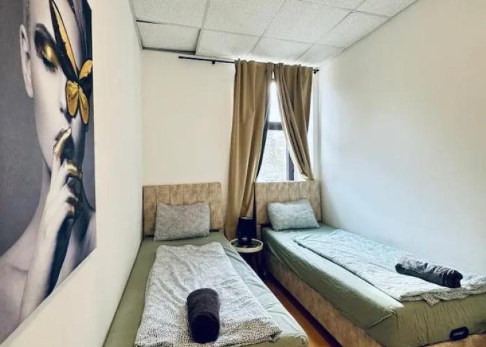 Cozy 2BR Apt Sleeps 6 Direct City Access