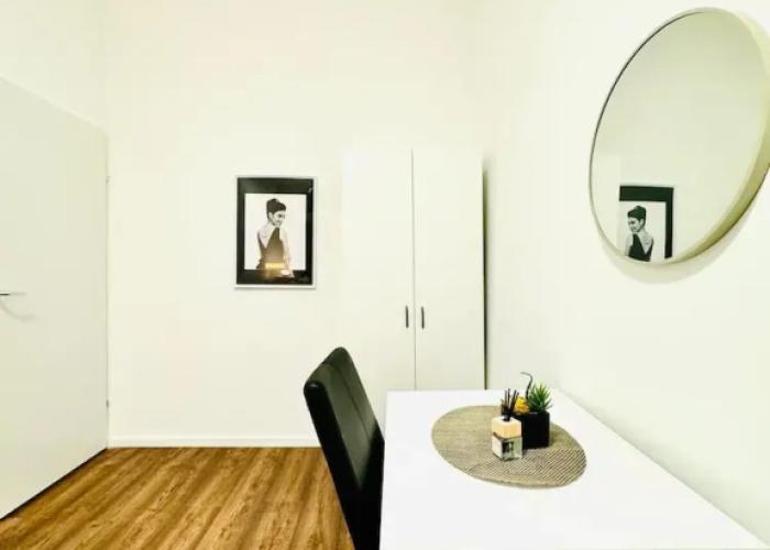 Affordable 5BR Apt Near Atzgersdorf