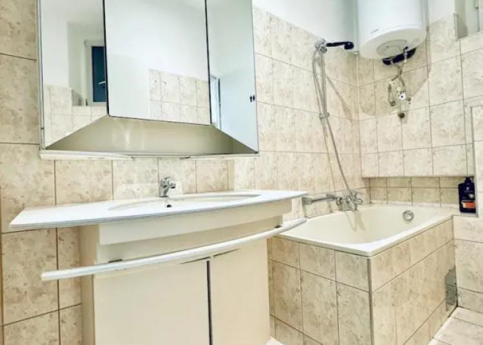 Affordable 5BR Apt Near Atzgersdorf