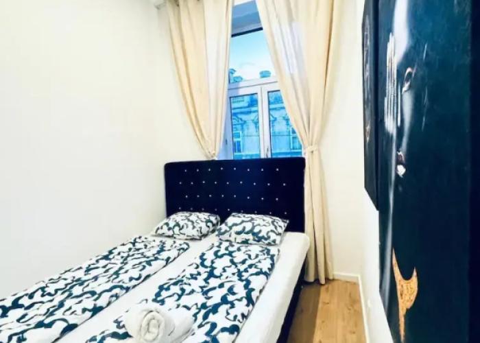Spacious 3BR Near Kaufpark Alterlaa