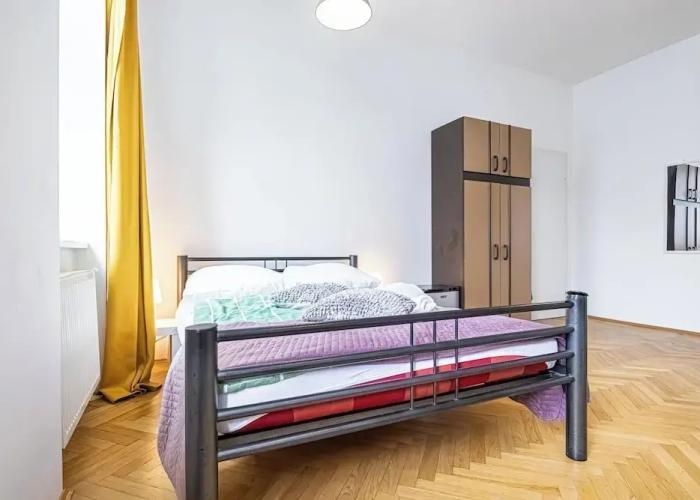 Cozy Room Near U6 Dresdner Subway Line