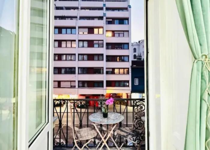 9BR Apt for 18P Walk to Augarten