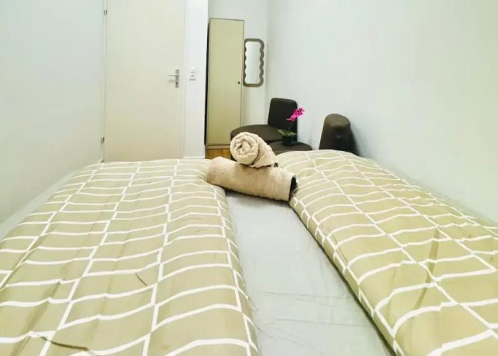 9BR Apt for 18P Walk to Augarten