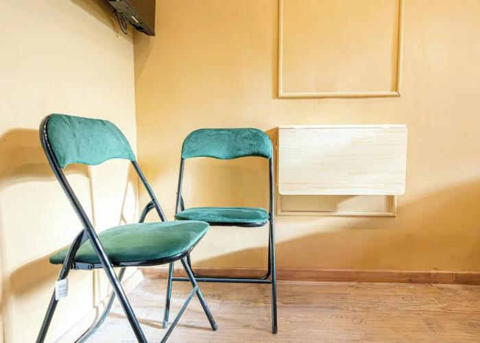 4BR Apt for 10P Walk to Westbahnhof