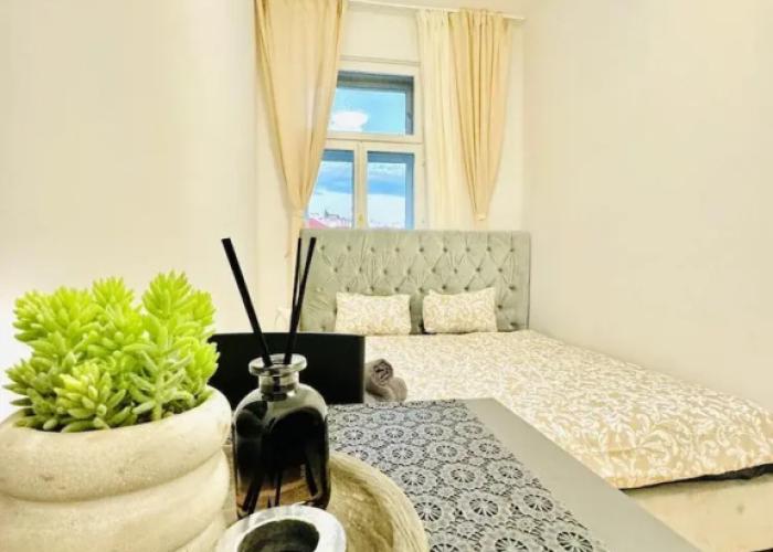 Stylish 4BR Apt Near Westbahnhof