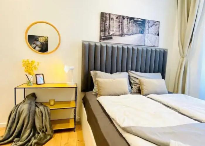 Comfy and Scenic 4BR Stay in Ottakring