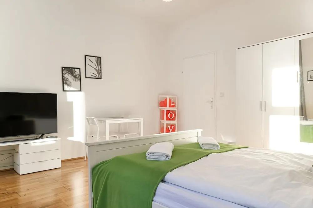 фото CoLiving 3BR shared Apt. Belvedere