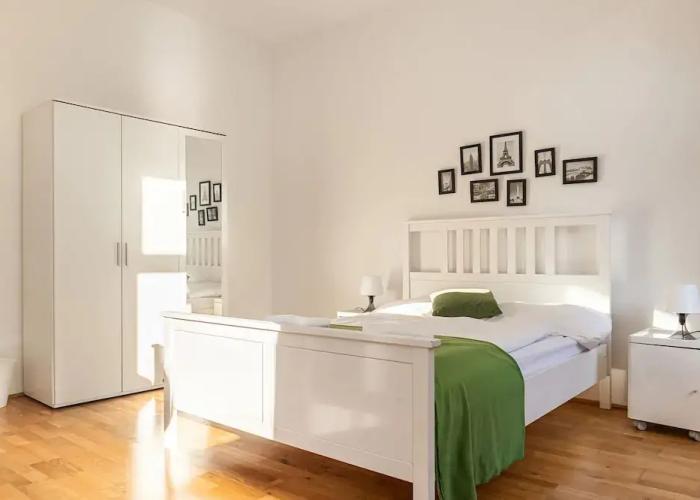 CoLiving 3BR shared Apt. Belvedere