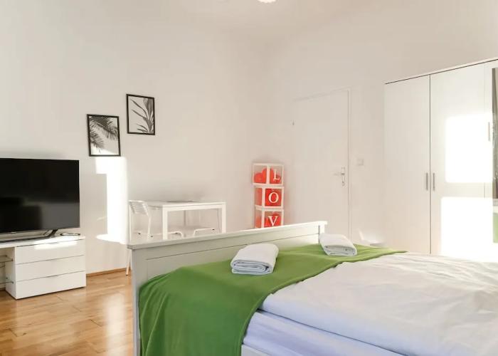 CoLiving 3BR shared Apt. Belvedere