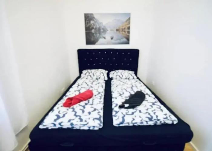 Cozy 3BR Apartment  Near Augarten Park