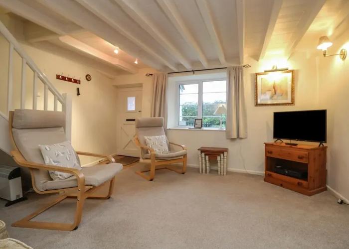 3 Rose Cottages