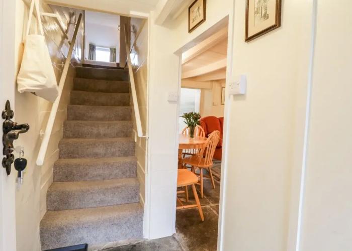 2 Rose Cottages