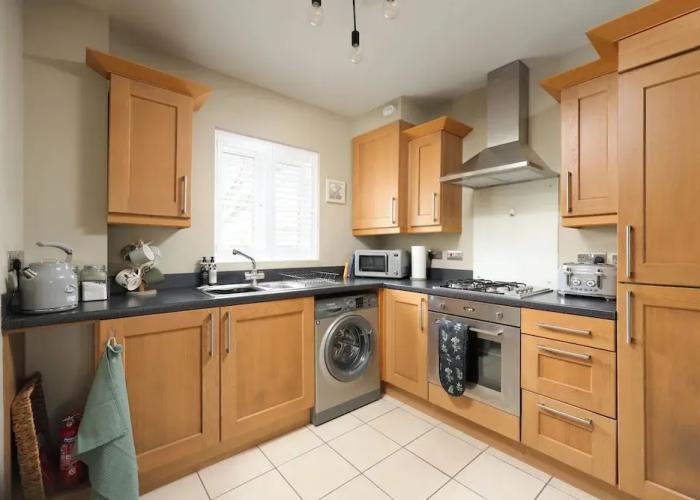 Stylish Flat With Sofa Bed in Malmesbury