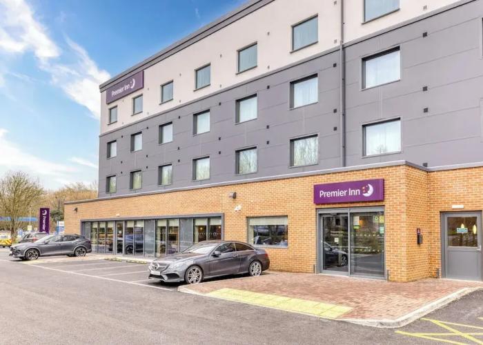 Premier Inn Abingdon - A34