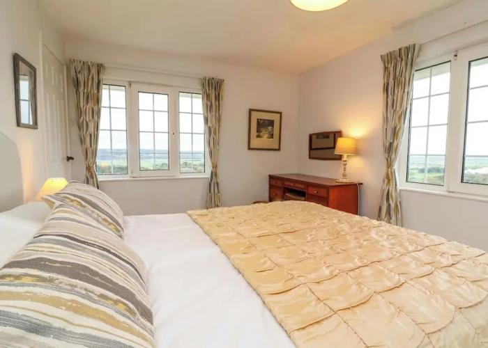 Heanton Lodge