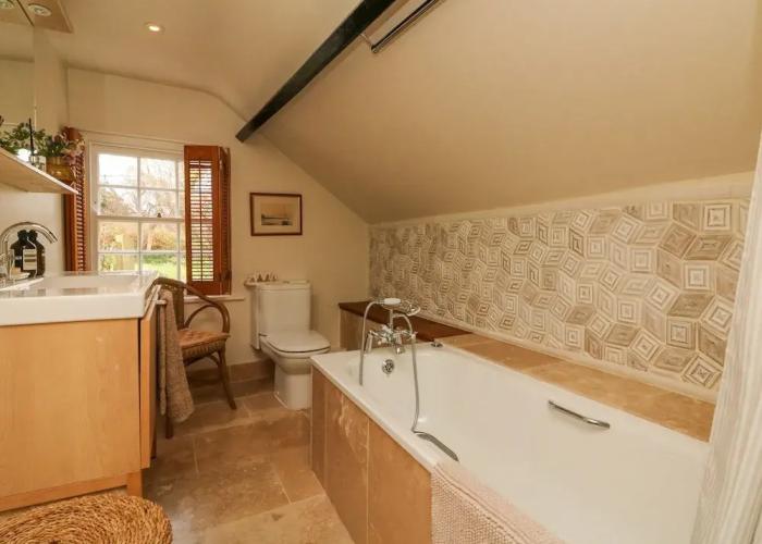 Blackbird Cottage