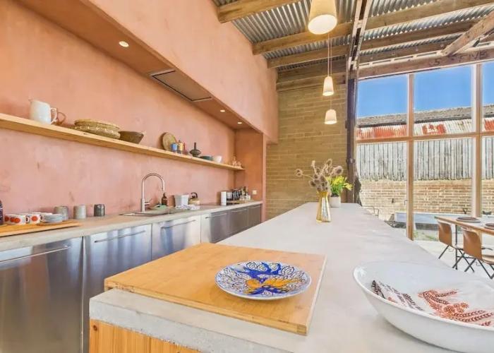 South Barns a Spacious Barn Conversion Near Cowes