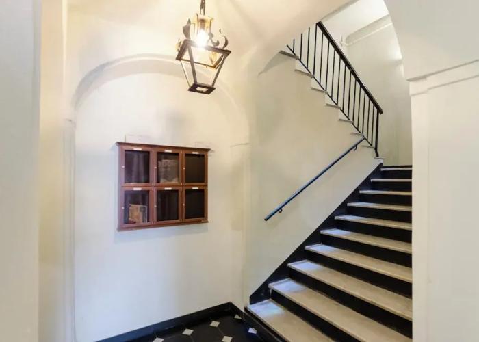 Bright 2BR flat in Rapallo Centre