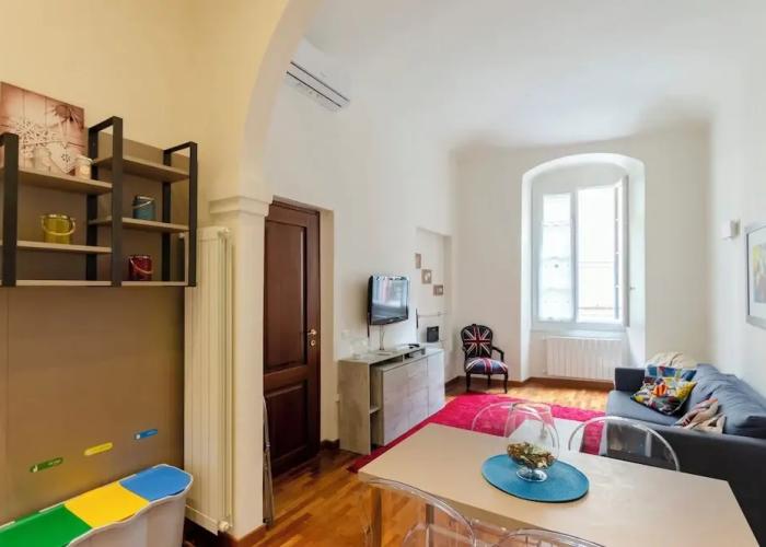 Bright 2BR flat in Rapallo Centre